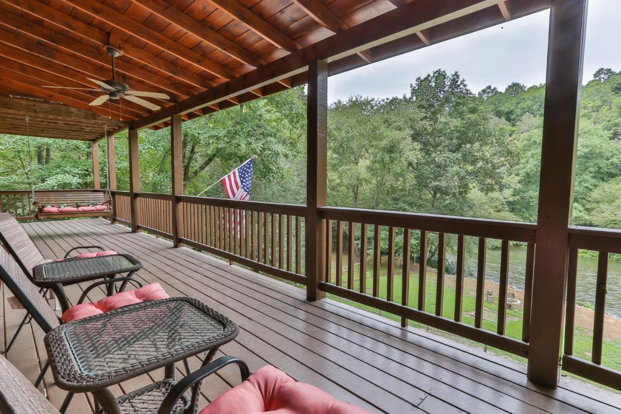 Heaven On The Toccoa Where You Will Enjoy The Sites And Sounds Of The Toccoa River Mineral Bluff Eksteriør billede