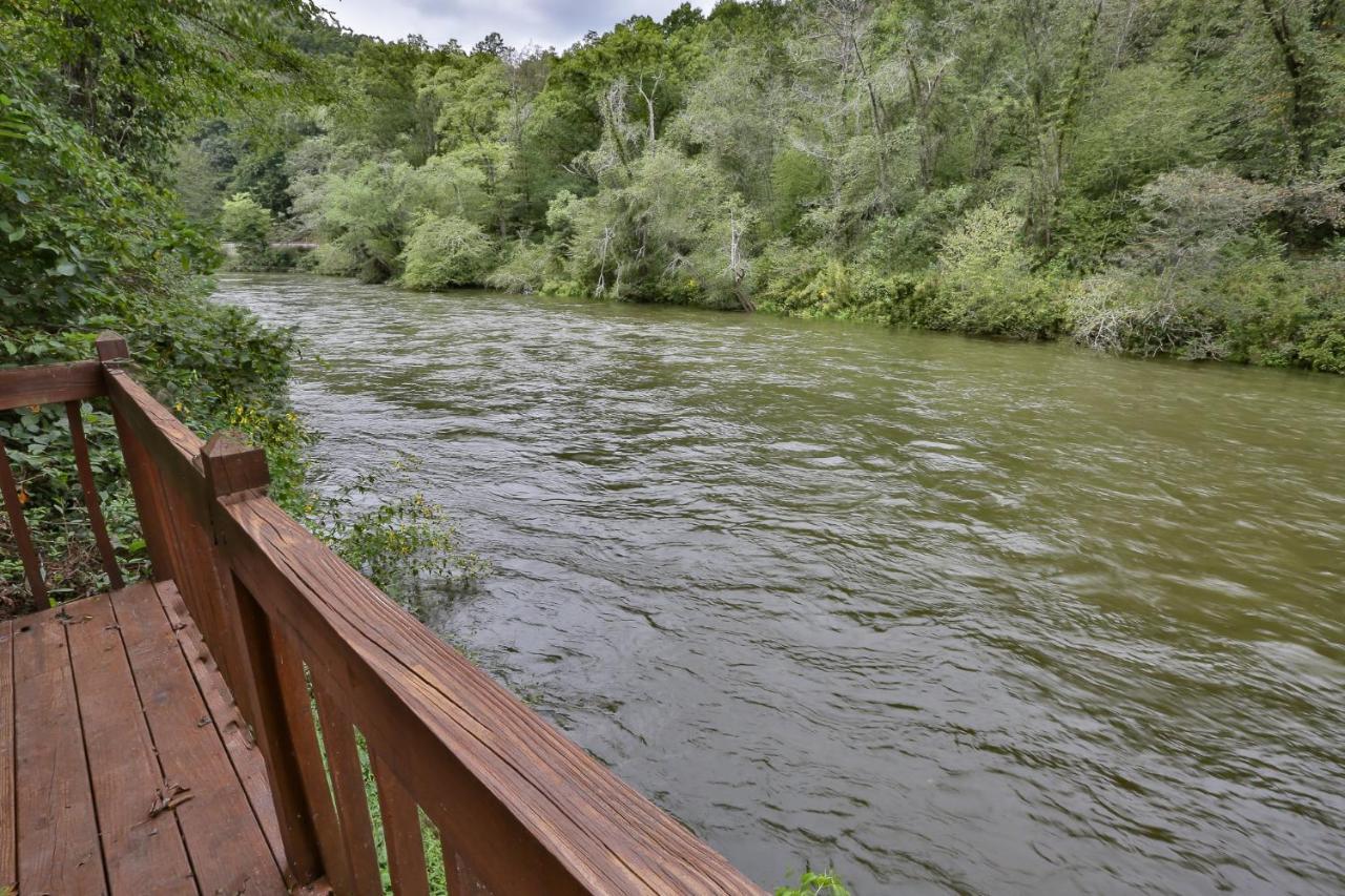 Heaven On The Toccoa Where You Will Enjoy The Sites And Sounds Of The Toccoa River Mineral Bluff Eksteriør billede