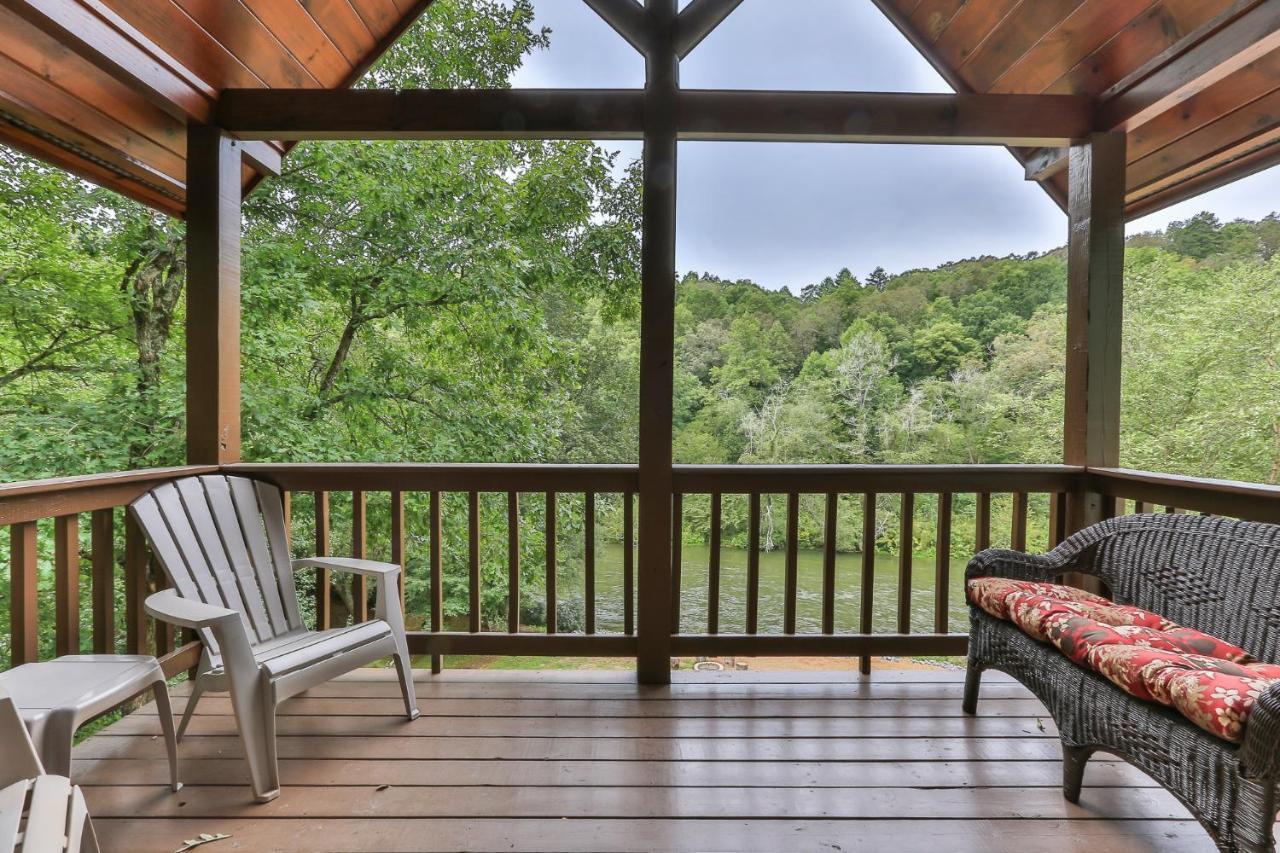 Heaven On The Toccoa Where You Will Enjoy The Sites And Sounds Of The Toccoa River Mineral Bluff Eksteriør billede