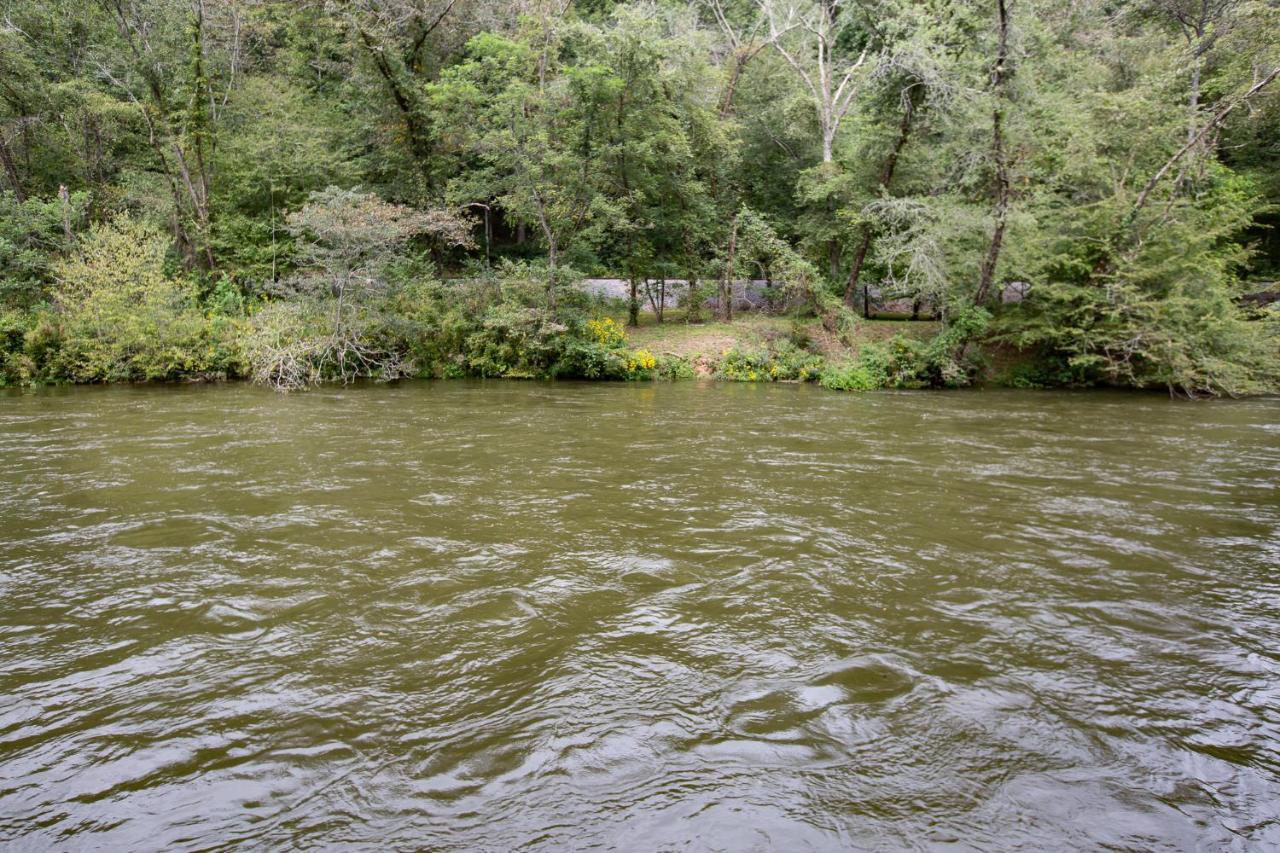 Heaven On The Toccoa Where You Will Enjoy The Sites And Sounds Of The Toccoa River Mineral Bluff Eksteriør billede