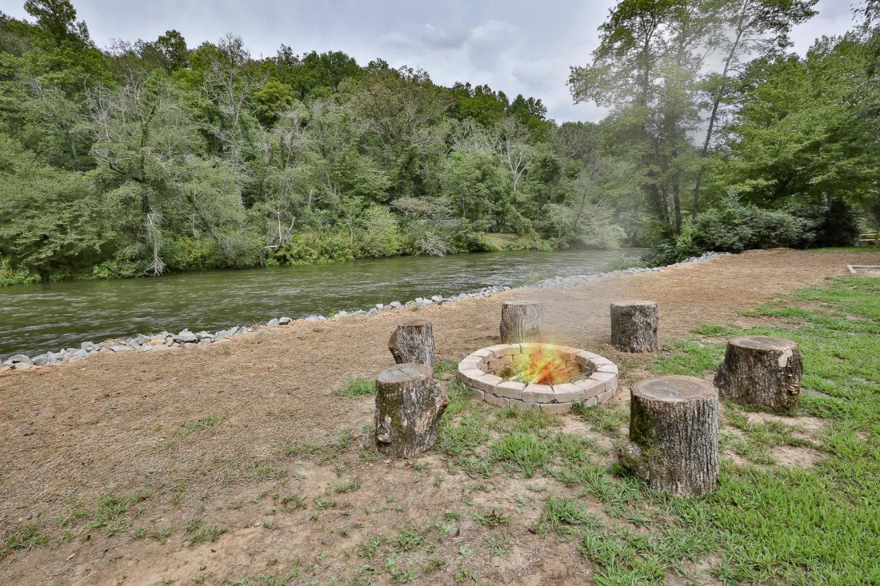 Heaven On The Toccoa Where You Will Enjoy The Sites And Sounds Of The Toccoa River Mineral Bluff Eksteriør billede